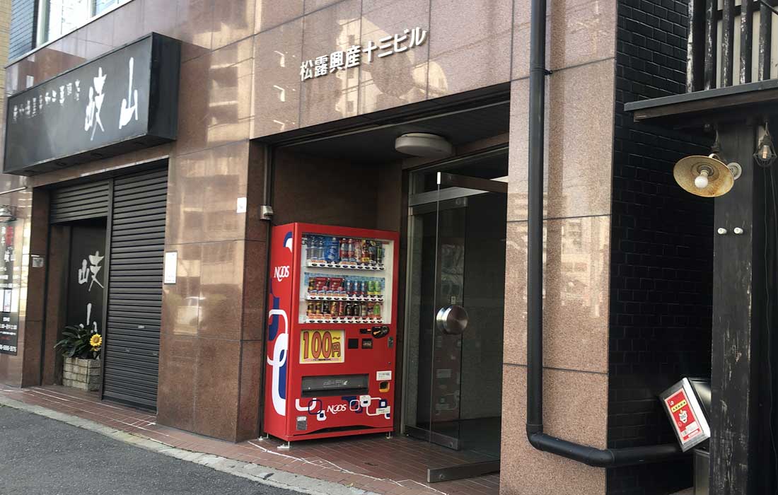 十三センター　外観